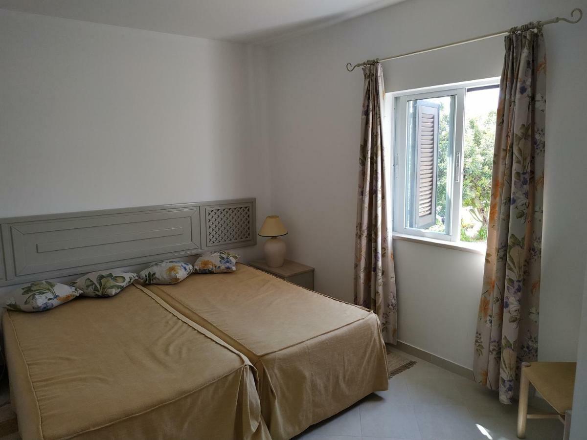 Chez Maria Apartment อัลบูเฟรา ภายนอก รูปภาพ